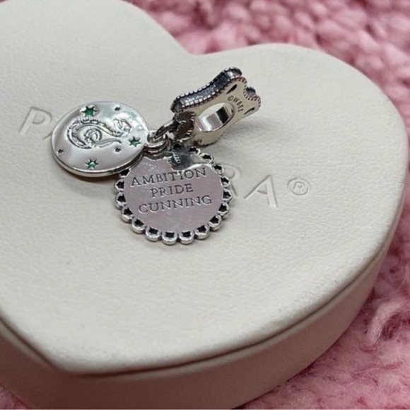 Harry Potter - Slytherin House Pandora Charm - Picture 13 of 15